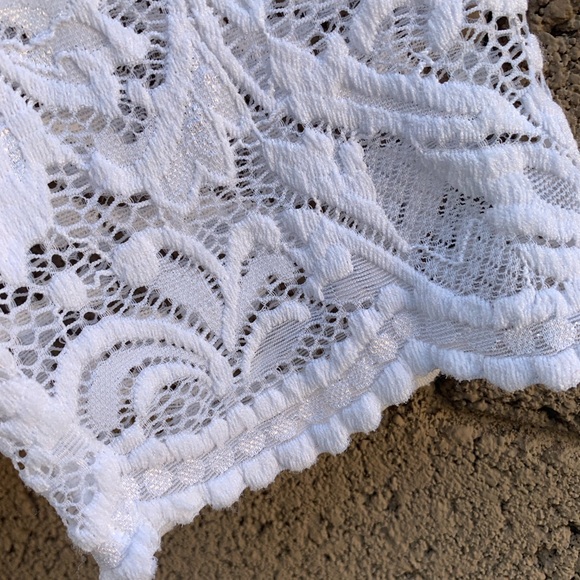 Elegant White Lace Cardigan, Coat,  Coverup Expertly and Beautifully Made Size - Picture 8 of 10